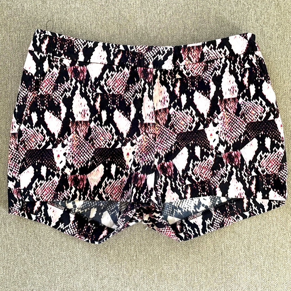 Snake print shorts!